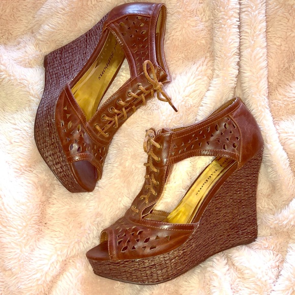 Angel Ribbons brown platform lace up wedge - Picture 1 of 5